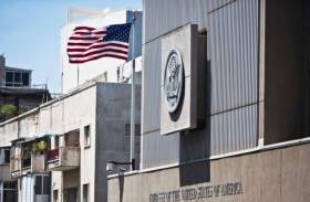 أمريكا تسمح لموظفي سفارتها بمغادرة إسرائيل 