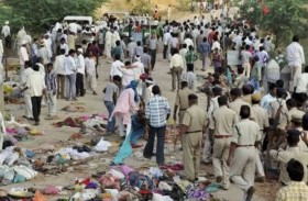 6 قتلى بحادث تدافع في معبد 