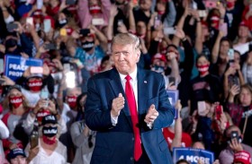 حملة ترامب تكثف الدعاية الانتخابية في الولايات المتأرجحة 