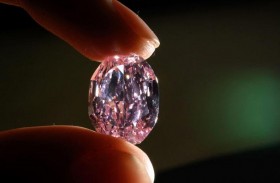 ماسة وردية عملاقة بـ35 مليون دولار