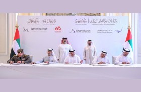 عمار النعيمي يشهد توقيع اتفاقية باقة تملك في عجمان 