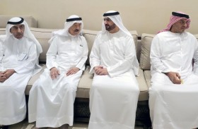 عبدالله بن سالم القاسمي يقدم واجب العزاء بوفاة عبدالعزيز سيف المدفع