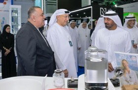 أحمد بن سعيد يفتتح «إيدك دبي 2023» بمشاركة 4800  علامة  تجارية من 3600 شركة متخصصة في مجال صحة الفم والأسنان 