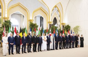 رئيس الدولة يتسلم أوراق اعتماد عدد من السفراء المعتمدين لدى الدولة بحضور منصور بن زايد