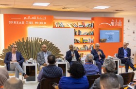 مترجمون ونقاد في الشارقة الدولي للكتاب: الترجمة إبداع يعتمد على ثقافة المترجم وخبرته في مقاربة نص الآخر