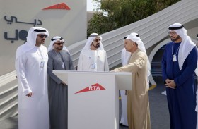 محمد بن راشد يطّلع على مشروعي «دبي لوب» و«جلايدوايز» لتعزيز التنقل الذكي والمستدام