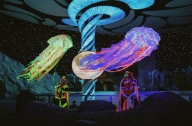 محيط الأضواء يعود إلى سي وورلد  جزيرة ياس بحلة متجددة وتجارب غامرة