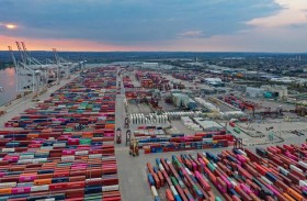 3.7 % نمواً في حجم مناولة الحاويات في موانئ دبي العالمية 