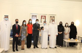 «غرفة الشارقة» تبحث مع «البرتغال» تطوير العلاقات الاقتصادية لتحقيق شراكات ثنائية تخدم مجتمع الأعمال المحلي