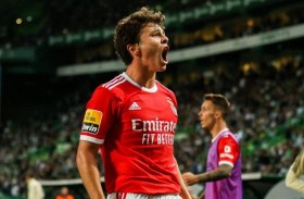 جواو نيفيز يضع قدماً في حديقة الأمراء