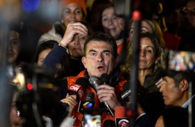 مرشحان يمينيان في الجولة الثانية من انتخابات بوليفيا