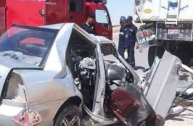 مصرع أب وأم وأبنائهما الثلاثة في حادث سير مروع