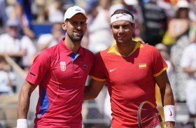 ديوكوفيتش يقصي نادال.. وشفيونتيك تسحق باري 