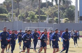 مواجهة صعبة للأهلي أمام شباب بلوزداد بدوري أبطال أفريقيا  