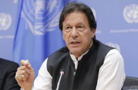 عمران خان يعود إلى السجن بعد فحوص طبية في المستشفى 