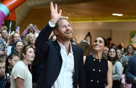 هاري وميغان يحييان إرث الأميرة ديانا بزيارة مؤثرة