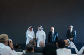 سلطان بن أحمد القاسمي يفتتح المعرض الرابع عشر لمشاريع تخرج طلبة كلية الاتصال بجامعة الشارقة