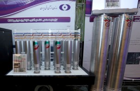 إيكونوميست: الحرس الثوري منشغل بأفلام الجاسوسية والموساد يفتك بمنشآته النووية