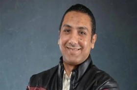 محمد توفيق يوثق العديد  من الحكايات وعلاقة الراحل بزملائه