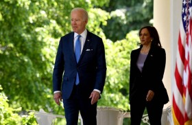 أين اختفت كامالا هاريس، نائب الرئيس الامريكي؟