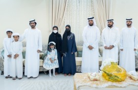 خليفة بن طحنون يواصل زياراته لأسر وذوي الشهداء في دبي ورأس الخيمة والفجيرة