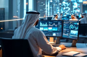إستراتيجية حكومة أبوظبي الرقمية 2025-2027 تسرّع التحوّل إلى الذكاء الاصطناعي