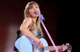 عشاق تايلور سويفت يتدفقون إلى لوحة «أوفيليا»