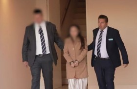 اعتقال عرافة بتهمة الاستيلاء على 70 مليون دولار 