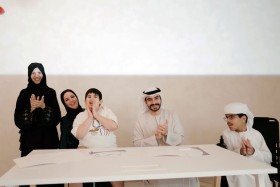 متحف «ذكريات الإمارات» ينظم مزاداً على مسكوكة تذكارية لصالح جمعية «همة»