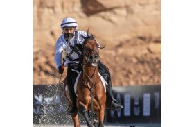 إقبال كبير على المشاركة في بطولة التقاط الأوتاد بالوثبة