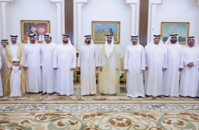 محمد بن راشد يحضر أفراح آل مكتوم