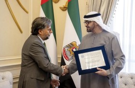 رئيس الدولة: مد يد العون إلى المحتاجين في كل مكان التزام إنساني راسخ للإمارات