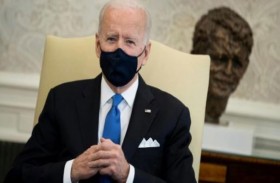 بايدن يسجل نقاطا ويفرض بصمته دون تغريدات مشحونة 