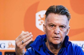 فان غال يبدي استعداده لتدريب ألمانيا