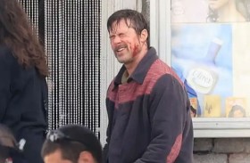 براد بيت مغطى بالدماء والكدمات.. ما القصة؟