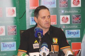 مدرب الكاميرون يطمح للوصول إلى نهائي كأس إفريقيا