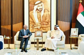 علي النعيمي يبحث تعزيز العلاقات الثنائية والتطورات الإقليمية مع سفير أستراليا