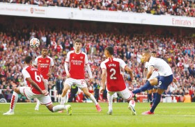 اختبار صعب لأرسنال أمام توتنهام.. وسيتي يتربص 