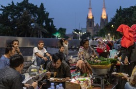 رمضان في أوكرانيا.. فتاوى استثنائية وصيام تحت نيران المدافع