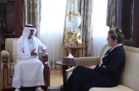 نهيان بن مبارك يبحث مع سفيرة استراليا تعزيز آفاق التعاون