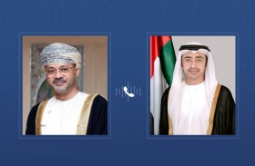 عبدالله بن زايد و وزير خارجية سلطنة عمان يبحثان هاتفياً التطورات الإقليمية