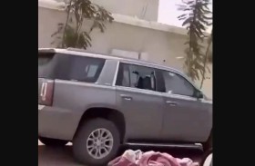 يقتل شقيقته أمام أطفالها