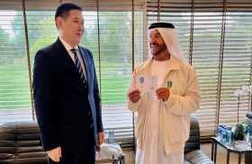 رئيس كازاخستان يمنح سرور بن محمد ميدالية اليوبيل تقديرا لجهوده في تعزيز العلاقات الثنائية بين البلدين