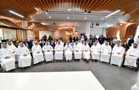 سهيل المزروعي يعلن عن المشروع التحولي «سوق عالمي للمركبات الكهربائية»