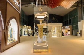 معرض الشرق الأوسط للساعات والمجوهرات يبهر زواره بمشغولات ذهبية دخلت موسوعة غينيس