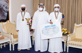 ولي عهد الفجيرة يستقبل الفائز ببرونزية العالم للشطرنج للمصنفين تحت 2000 نقطة