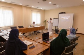 نادي سيدات الشارقة ينظم ورشة تدريبية في الذكاء الاصطناعي لموظفاته