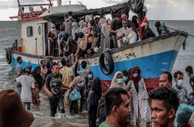 السلطات البورمية توقف 112 من أفراد الروهينغا 