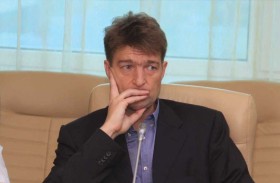 الإفلاس يطارد «ملياردير الحلوى» في روسيا