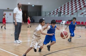 «الشارقة الرياضي» يطلق برنامج تطوير مهارات كرة السلة في الأندية